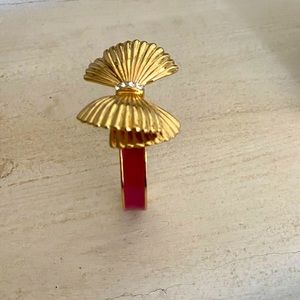 Lilly Pulitzer bow bracelet Pink & Gold looks new!